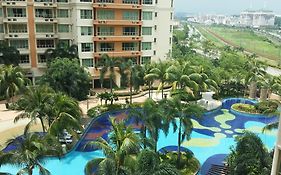 Qaiser Executive Stay East Lake Residence