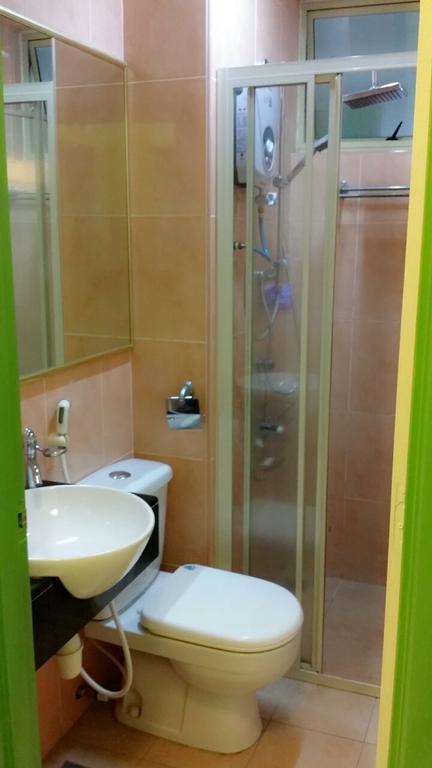 Qaiser Executive Stay East Lake Residence Kampong Bohol Luaran gambar