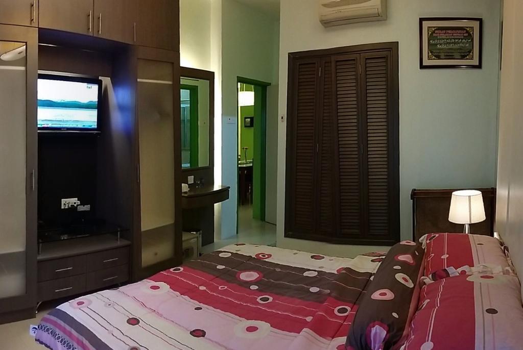 Qaiser Executive Stay East Lake Residence Kampong Bohol Luaran gambar
