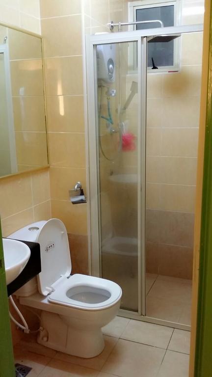 Qaiser Executive Stay East Lake Residence Kampong Bohol Luaran gambar