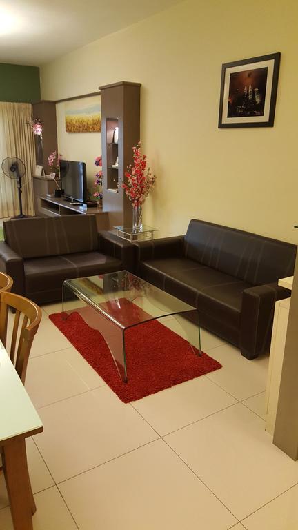 Qaiser Executive Stay East Lake Residence Kampong Bohol Luaran gambar