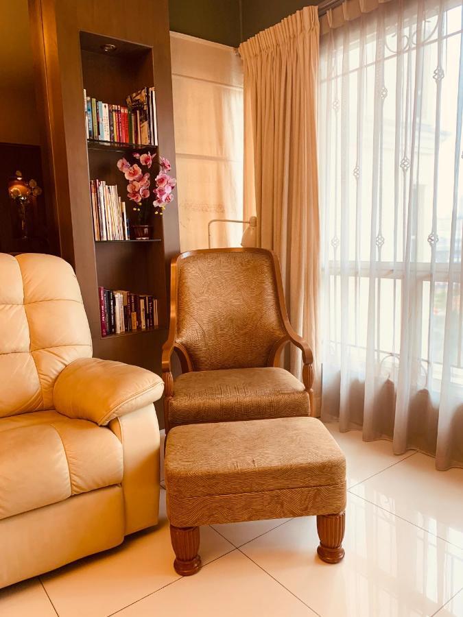 Qaiser Executive Stay East Lake Residence Kampong Bohol Luaran gambar